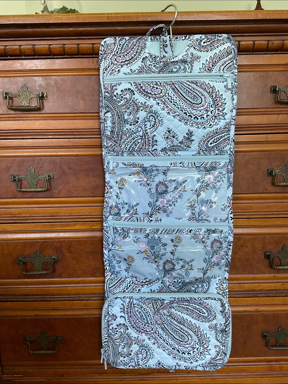 Vera Bradley Hanging Travel Organizer in Soft Sky Paisley Nostalgic Y2K